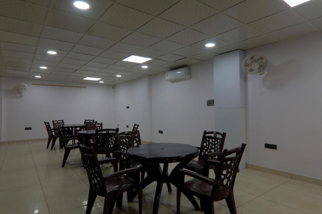 Hotel Shri Tirupati Residency Lucknow Exterior foto