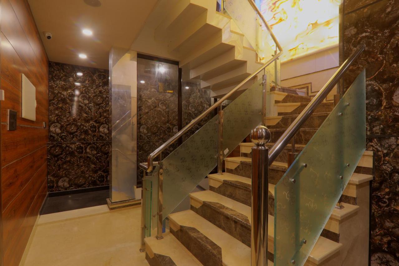 Hotel Shri Tirupati Residency Lucknow Exterior foto