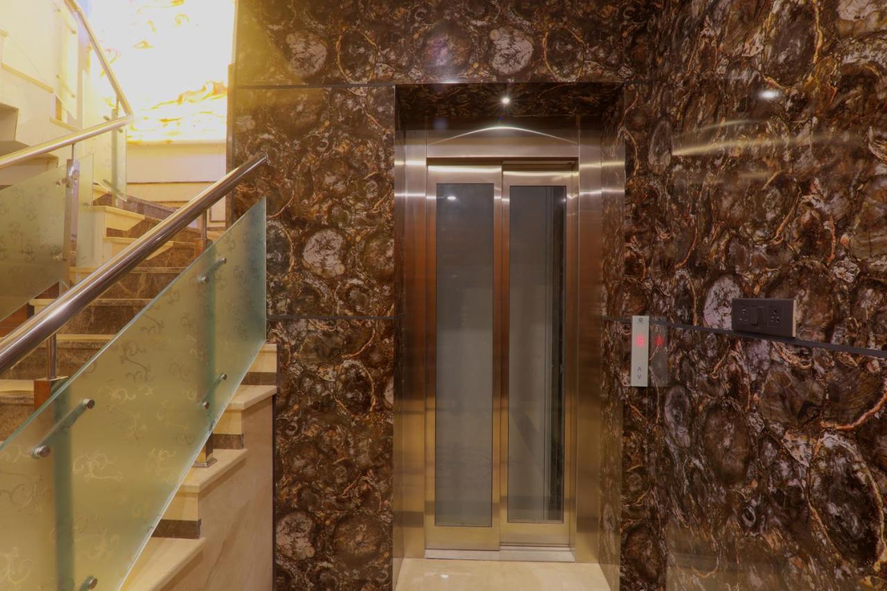 Hotel Shri Tirupati Residency Lucknow Exterior foto